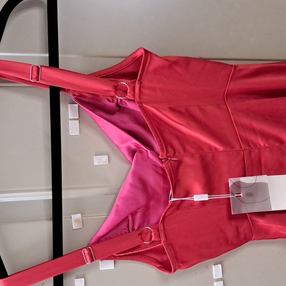 Micas Two-tone Satin Red Dress NWT - Picture 13 of 13